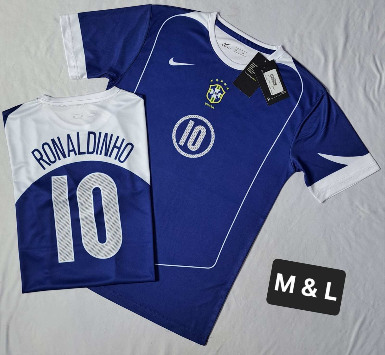 BRAZIL RETRO BLUE RONALDINHO 10 T-SHIRT