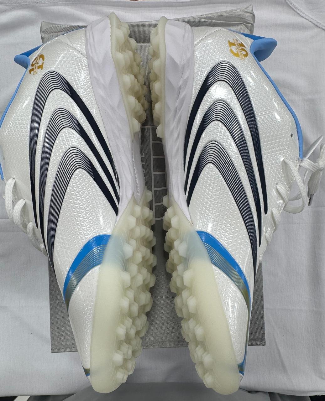 Adidas F50 Messi 10 Grippers image 2